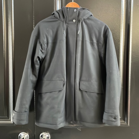 Community (Aritzia) coat - Picture 1 of 4